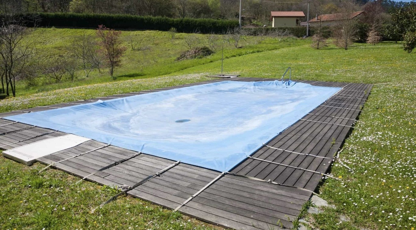 Seasonal pool opening and closing services in Milpitas